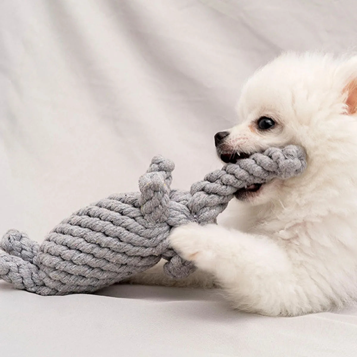 Rope Knot Grinding Teeth Resistant Hand-woven Dog Toys
