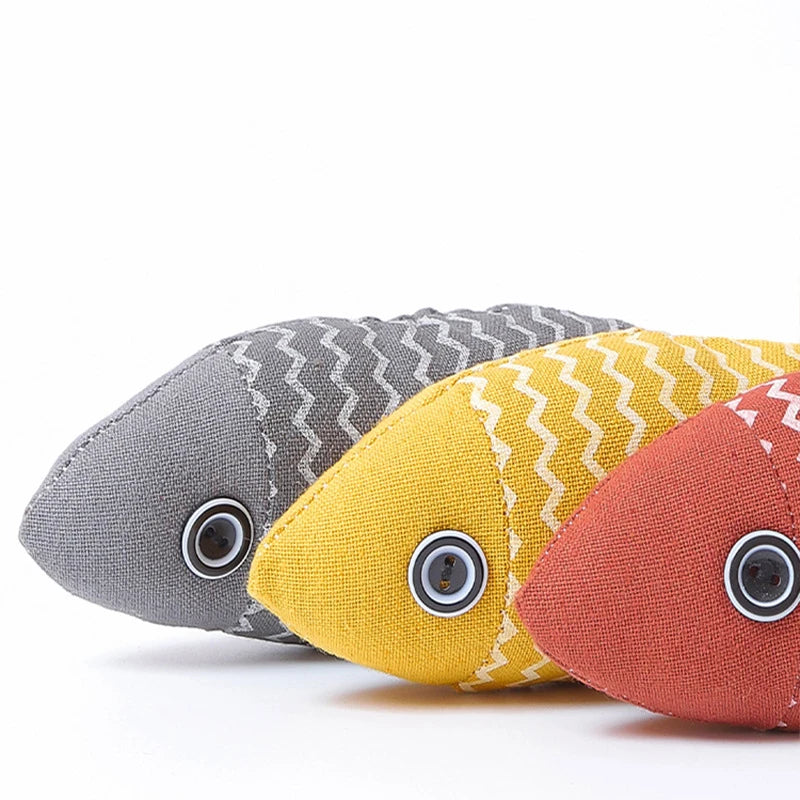 MADDEN Cat Fish Toy Cat Scratcher Catnip Toy